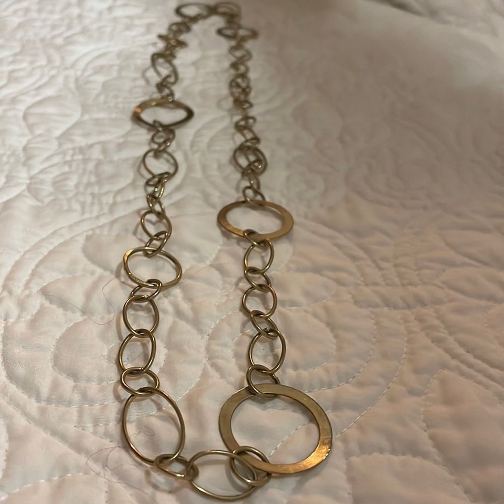 Chain link gold necklace